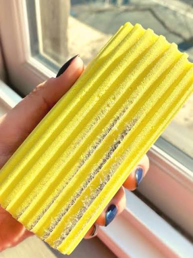 Scrub Daddy Yellow Duster