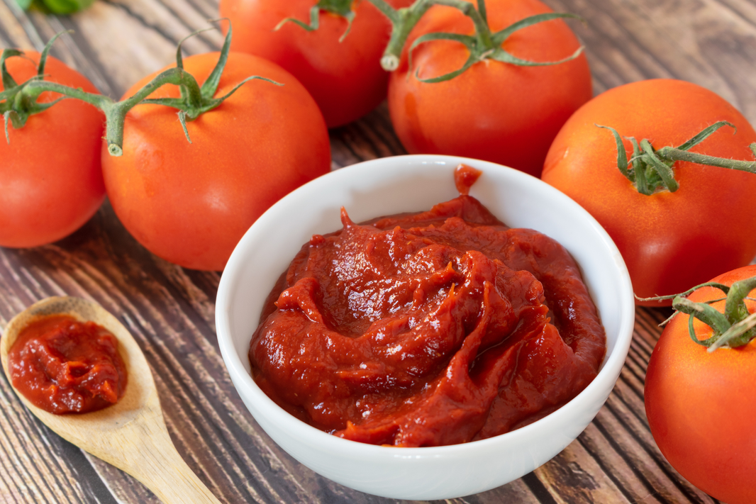 Tukas Tomato Paste Glass Jar 700g